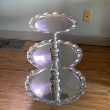 Picture of CUPCAKE/CAKE STAND SILVER RIBBON 3T